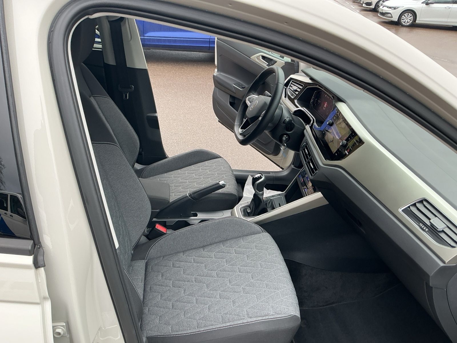 Volkswagen Polo 1.0TSI Move Navi LED foto 13