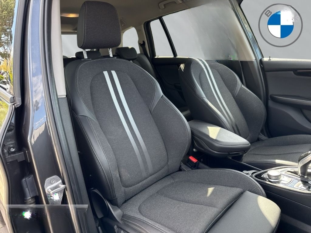 BMW 218 Gran Tourer d Sport Line Navi AHK Driv Assis foto 13