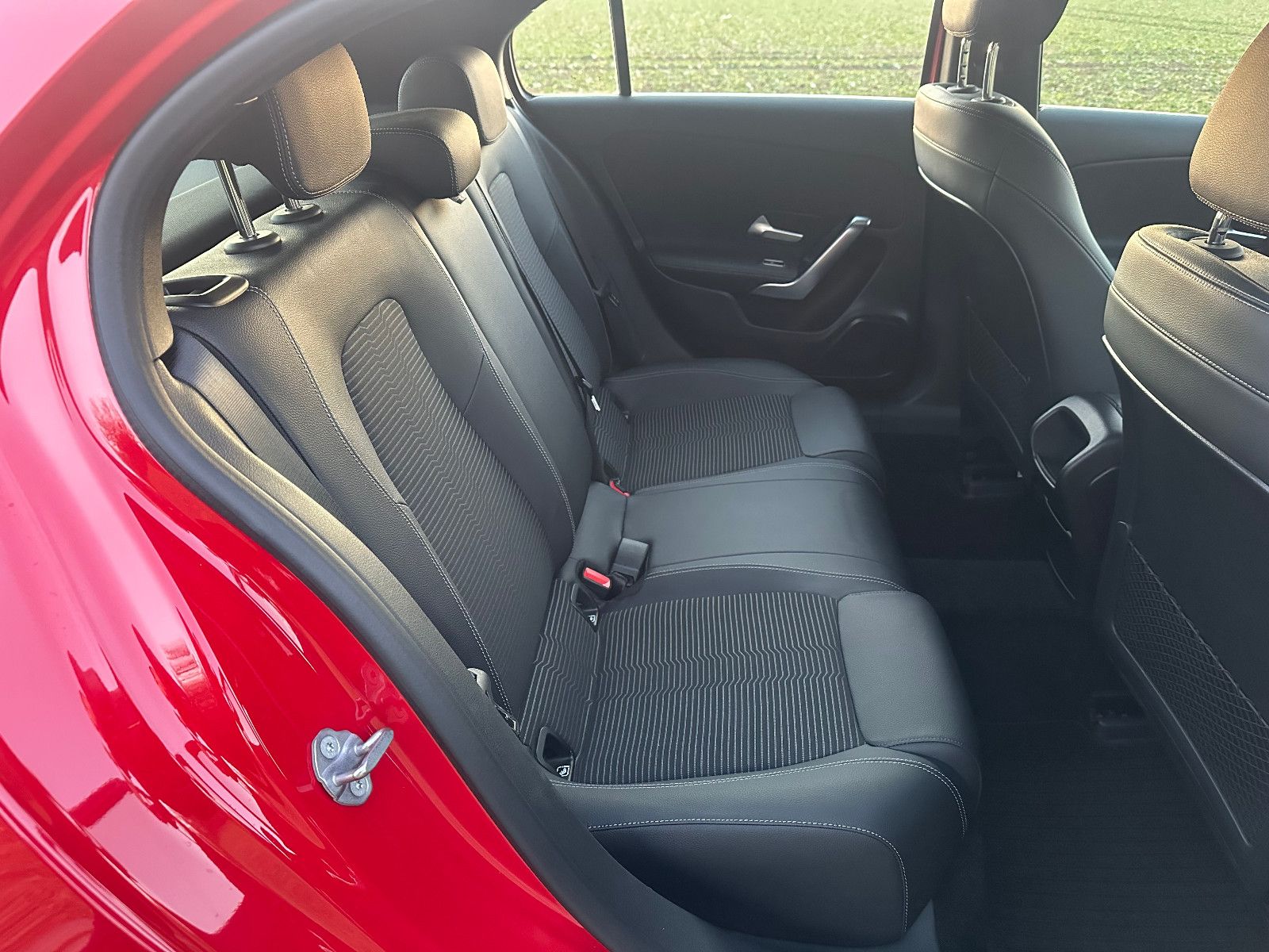 Mercedes-Benz A 180 Progressive Automatik Navi wenig Km foto 14