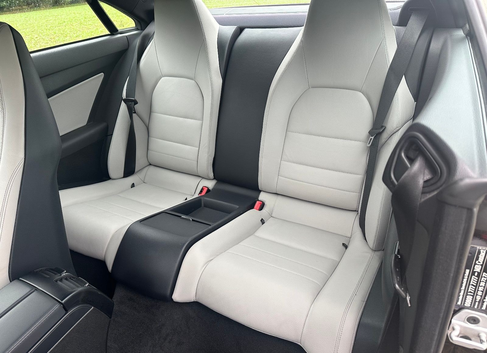 Mercedes-Benz E 350 Coupe AMG-Line Super Optik wenig km foto 13