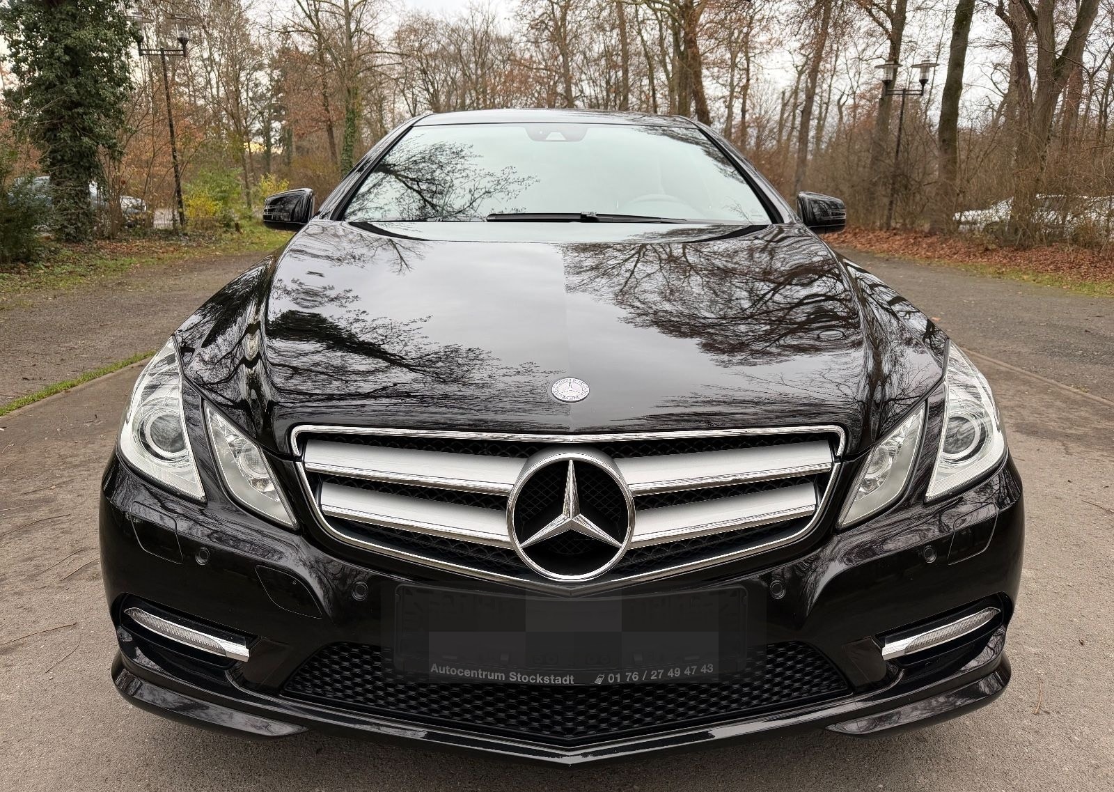 Mercedes-Benz E 350 Coupe AMG-Line Super Optik wenig km foto 4