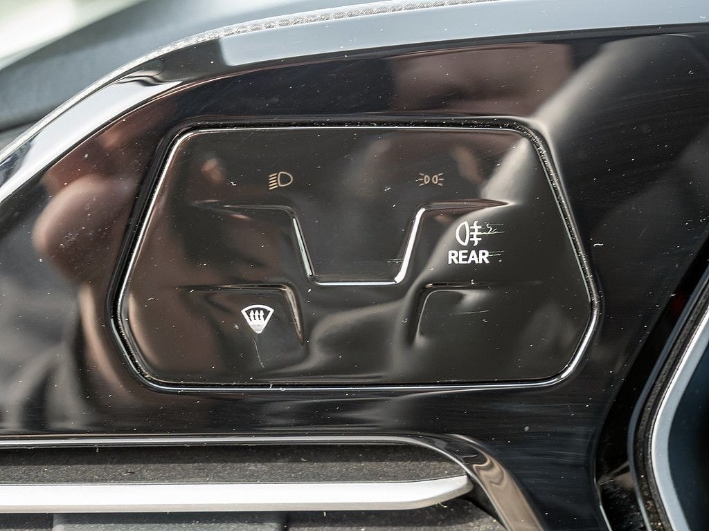 Volkswagen Caddy Maxi 2.0TDI DSG LED NAVI AHK PANRAMA foto 19