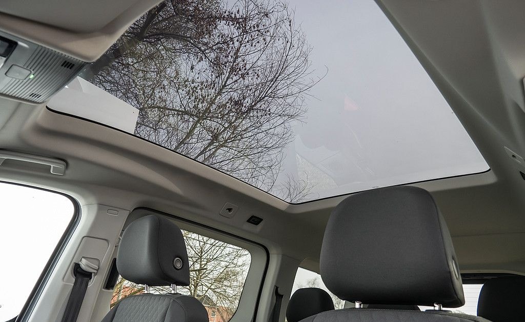 Volkswagen Caddy Maxi 2.0TDI DSG LED NAVI AHK PANRAMA foto 21