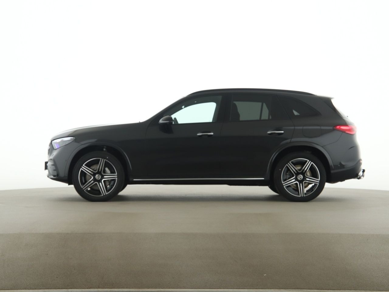 Mercedes-Benz GLC 300 de 4MATIC mit EQ Hybrid Technologie AMG foto 4