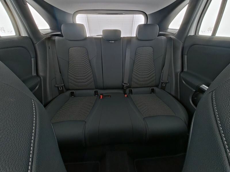 Mercedes-Benz GLA 180 Advanced AHK*LED*RFK*WINTER-PAKET*SHZ*** foto 9