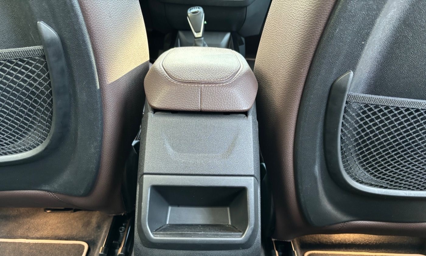 BMW 118i Limousine Luxury Line 2 JAHRE GARANTIE foto 17