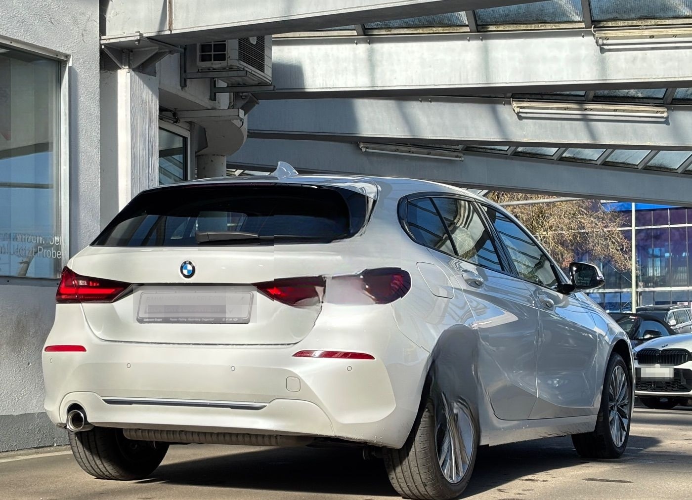 BMW 118i Limousine Luxury Line 2 JAHRE GARANTIE foto 4