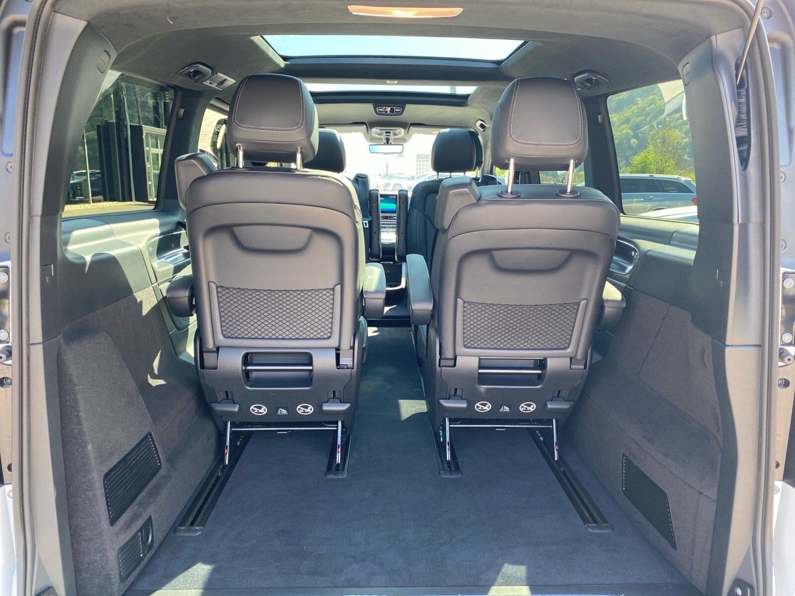 Mercedes-Benz V 300 d 4M EXCLUSIVE LANG AIRMAT*PANO*DISTR*STHZ foto 12