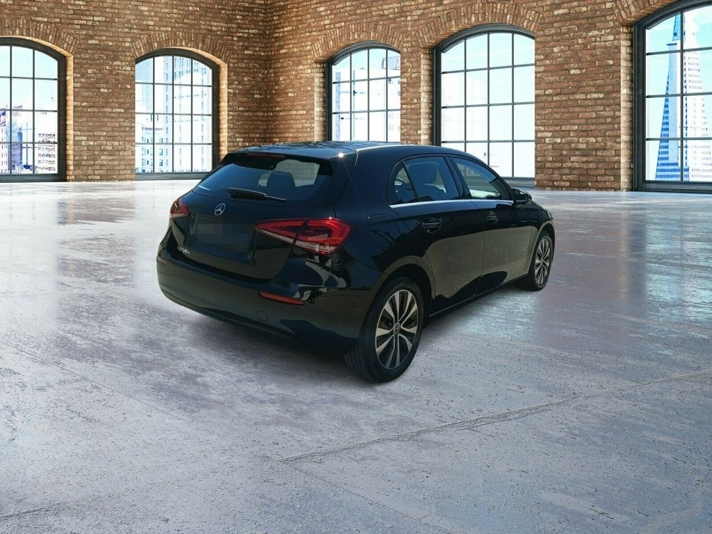 Mercedes-Benz A 250 e AUT KlimaA LED LM Navi PDC ParkAss SHZ foto 5