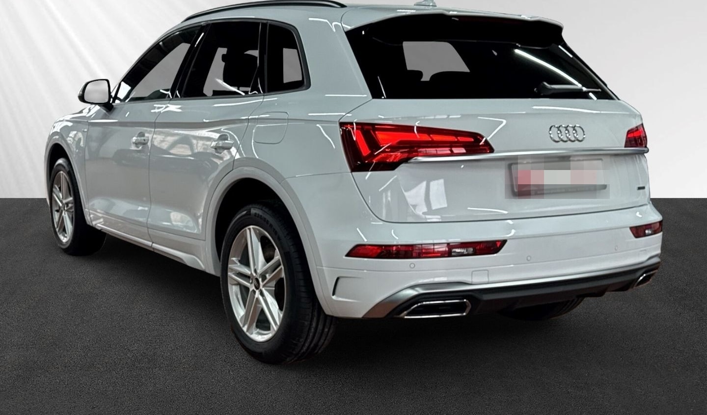 Audi Q5 50 TFSI e S line qu tro AHK+Kamera+Matrix+Pan foto 3