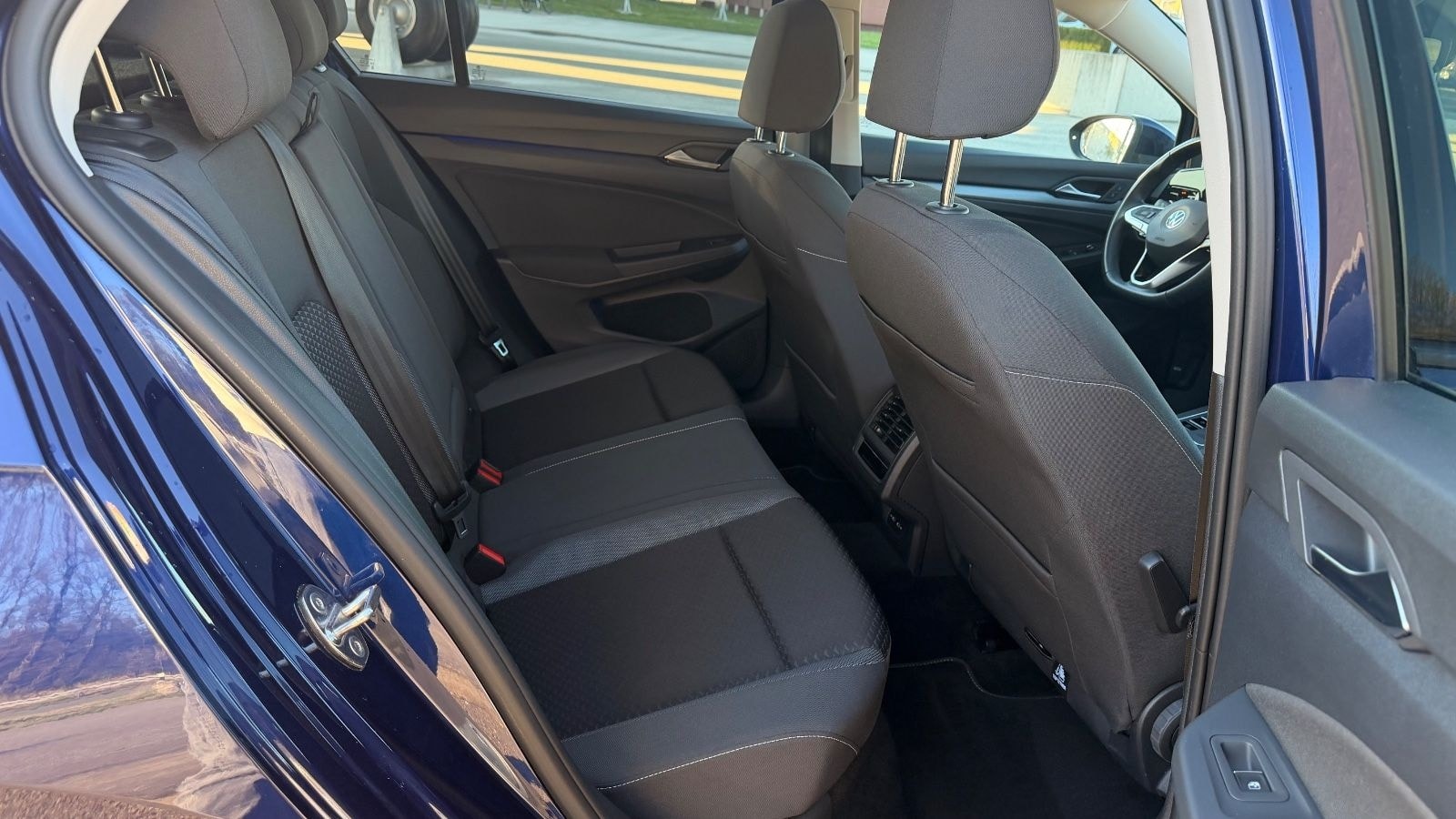 Volkswagen Golf VIII Lim. Active /LED/Autom./ACC foto 14