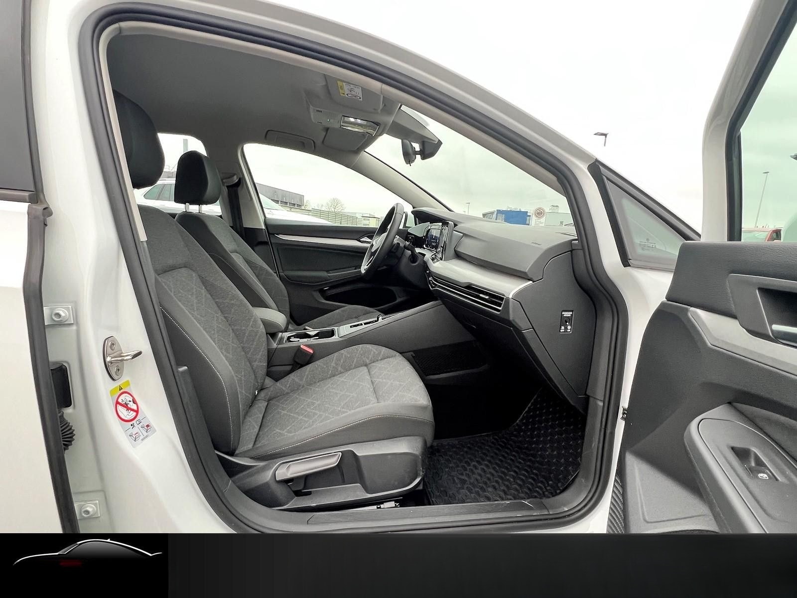 Volkswagen Golf VIII Variant Life eTSI ACC|LED|CARPLAY|NAV foto 18