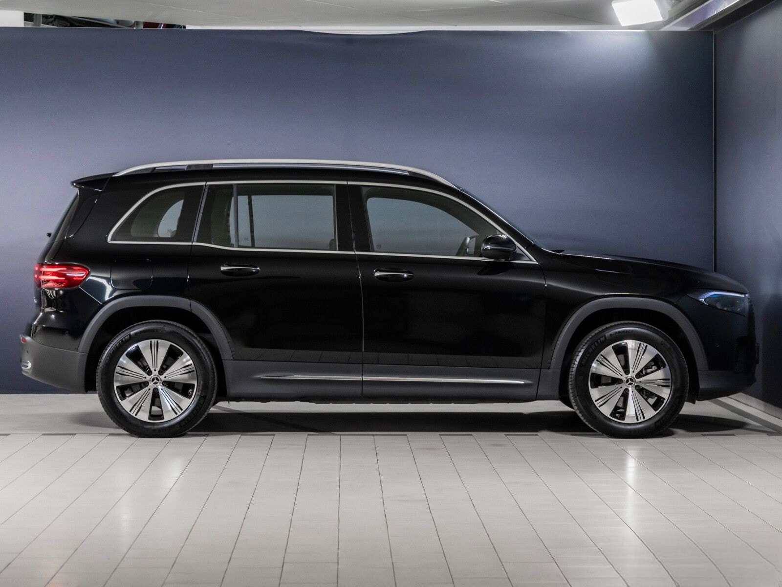 Mercedes-Benz EQB 350 4M Progressive LED/Kamera/Adv.Sound/SHZ foto 4