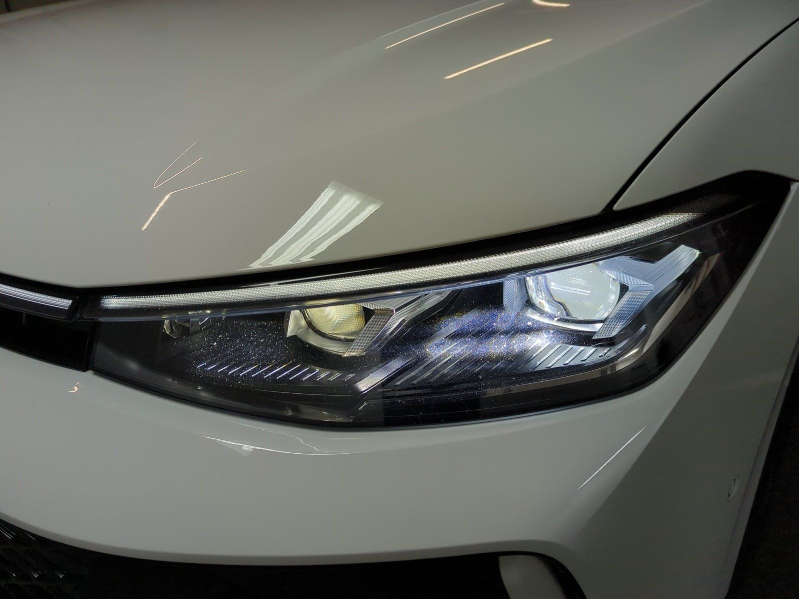 Volkswagen Passat 2.0 TDI 4M DSG R-Line MATRIX NAVI KLIMA foto 23