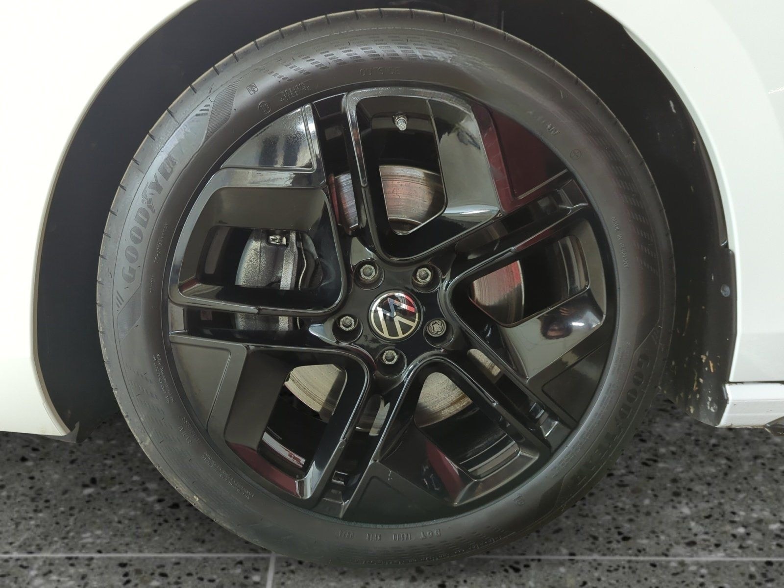 Volkswagen Passat 2.0 TDI 4M DSG R-Line MATRIX NAVI KLIMA foto 6