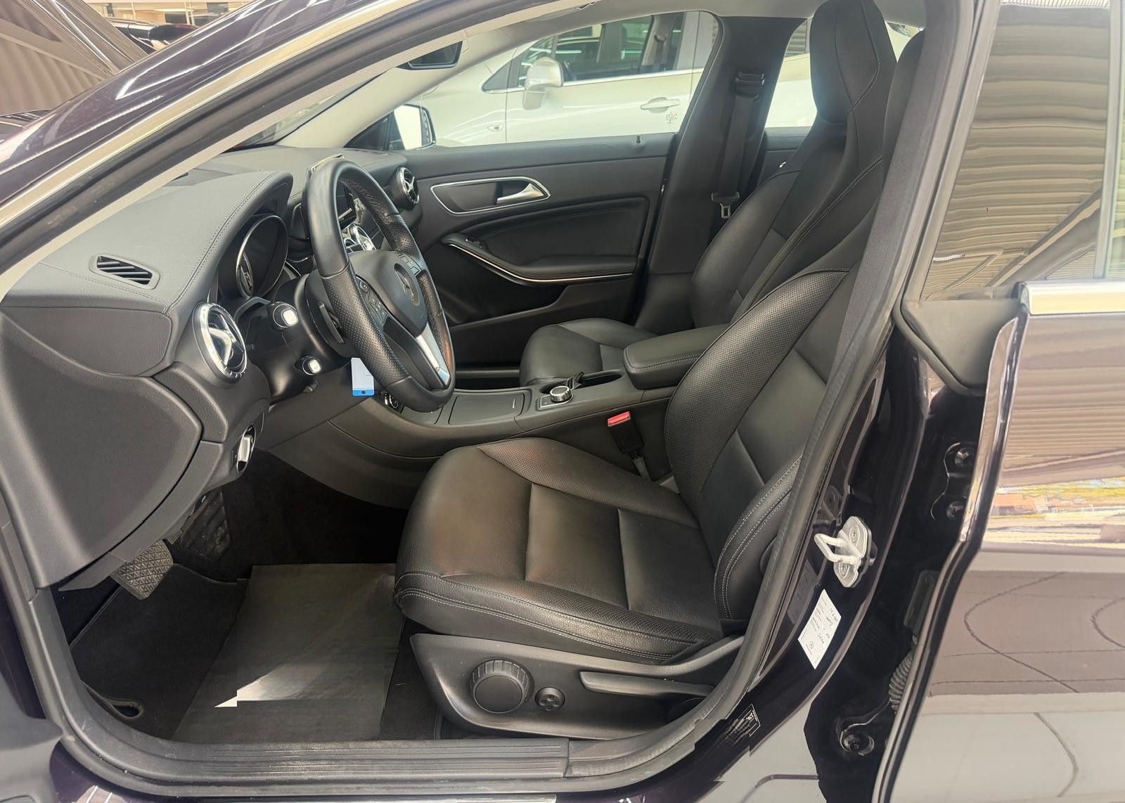 Mercedes-Benz CLA 250*AUT*NAV*PDC*KAM*XEN*SHEFT*TEMP*NUR 43TKM foto 16