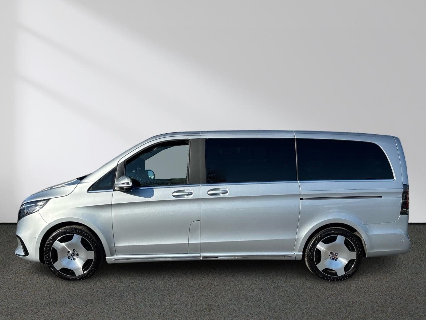 Mercedes-Benz V 300 d Exclusive 4x4 lang AIRMATIC Pano 360° 9G foto 3