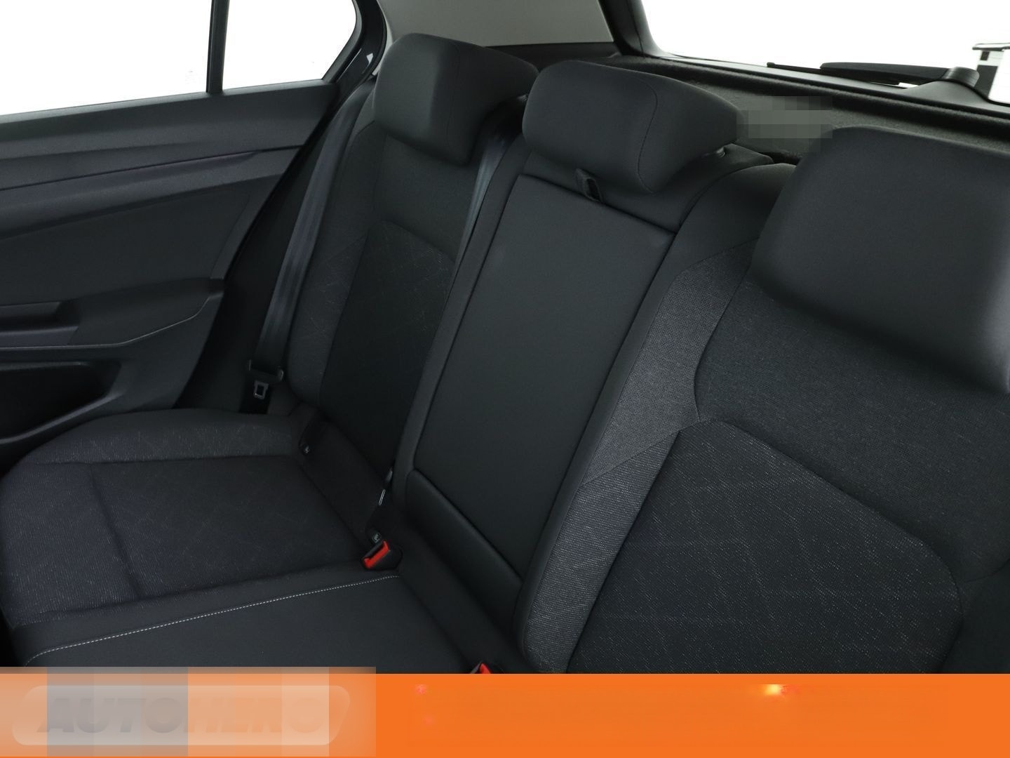 Volkswagen Golf VIII 1.5 TSI ACT Life*NAVI*ACC*PDC*SHZ*BT* foto 14