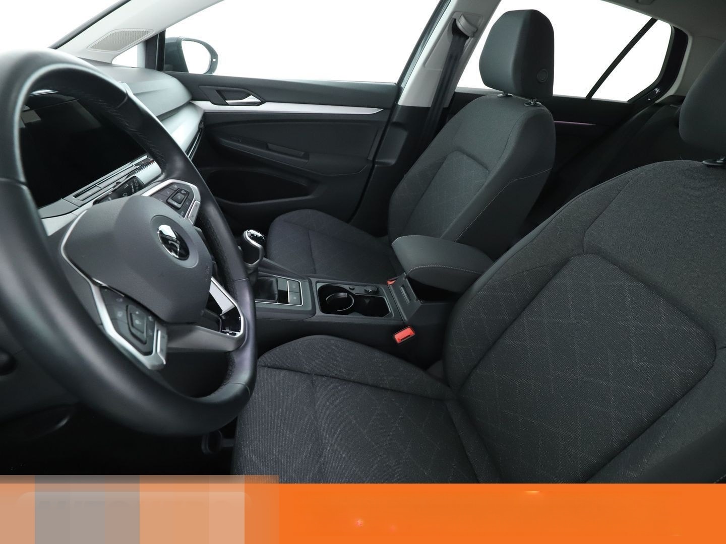 Volkswagen Golf VIII 1.5 TSI ACT Life*NAVI*ACC*PDC*SHZ*BT* foto 10