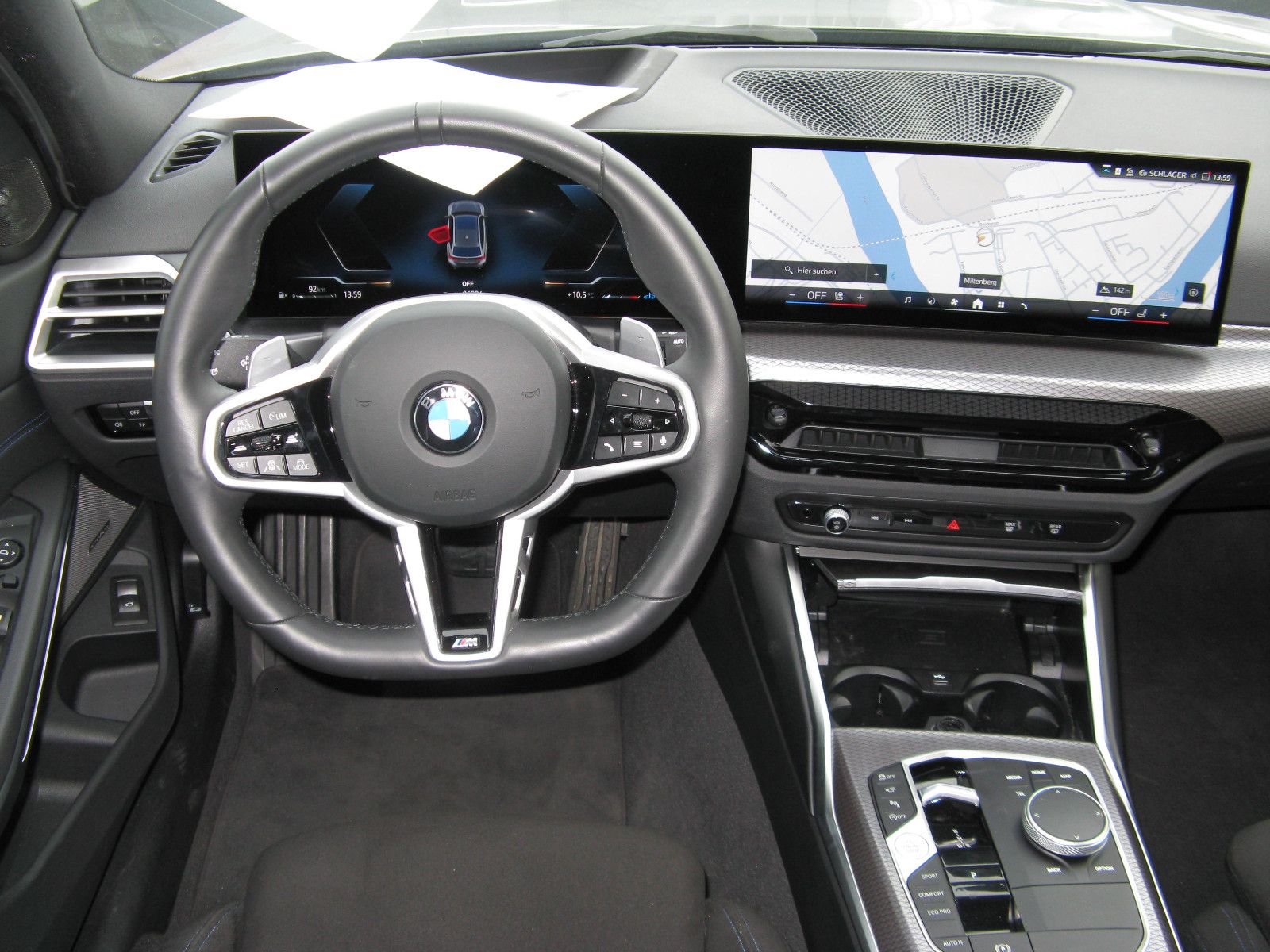 BMW 318 i M Sport Touring 360°NAVI HUD 18" -38% foto 17