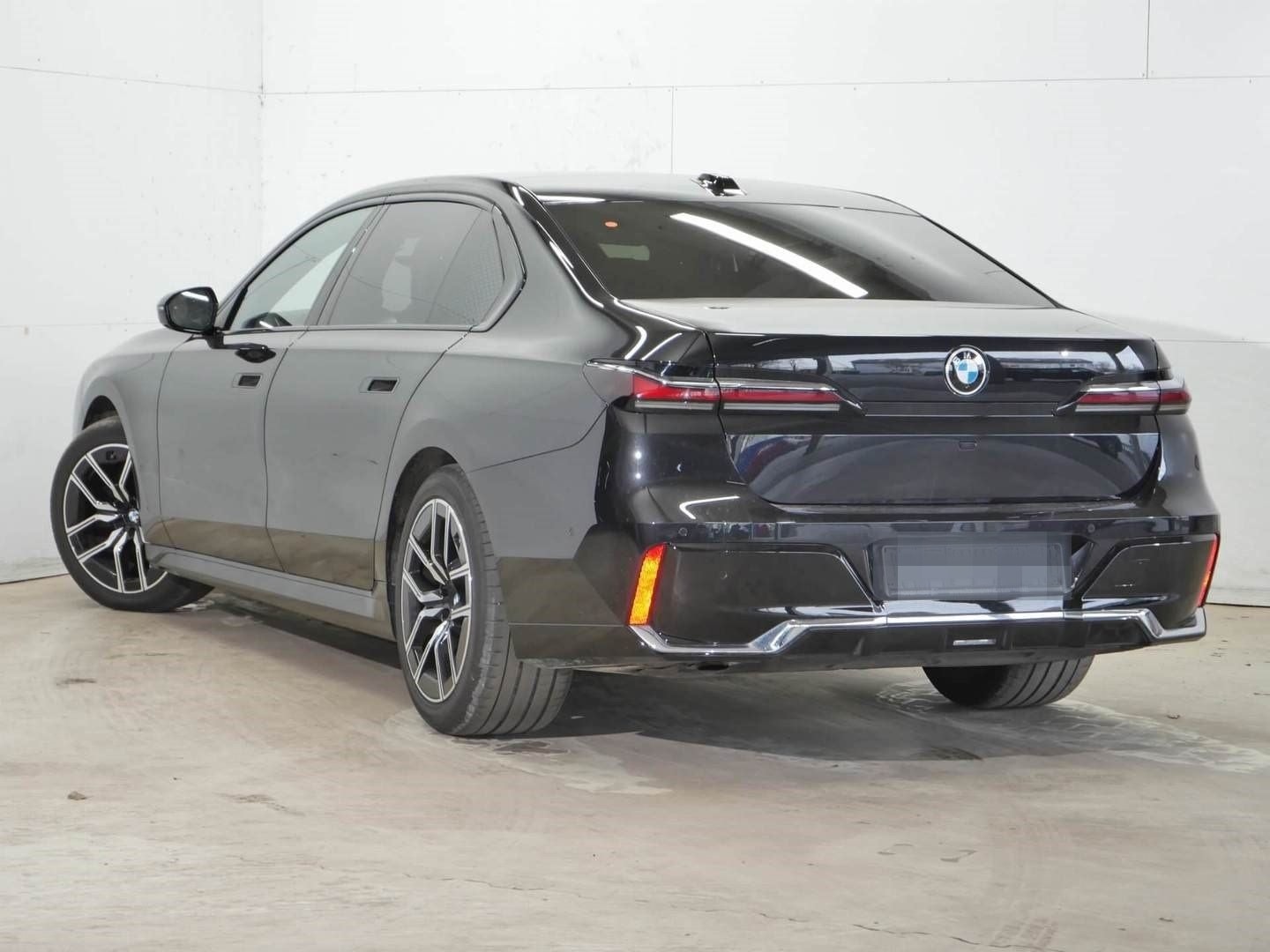 BMW 740d xDrive Limousine foto 3