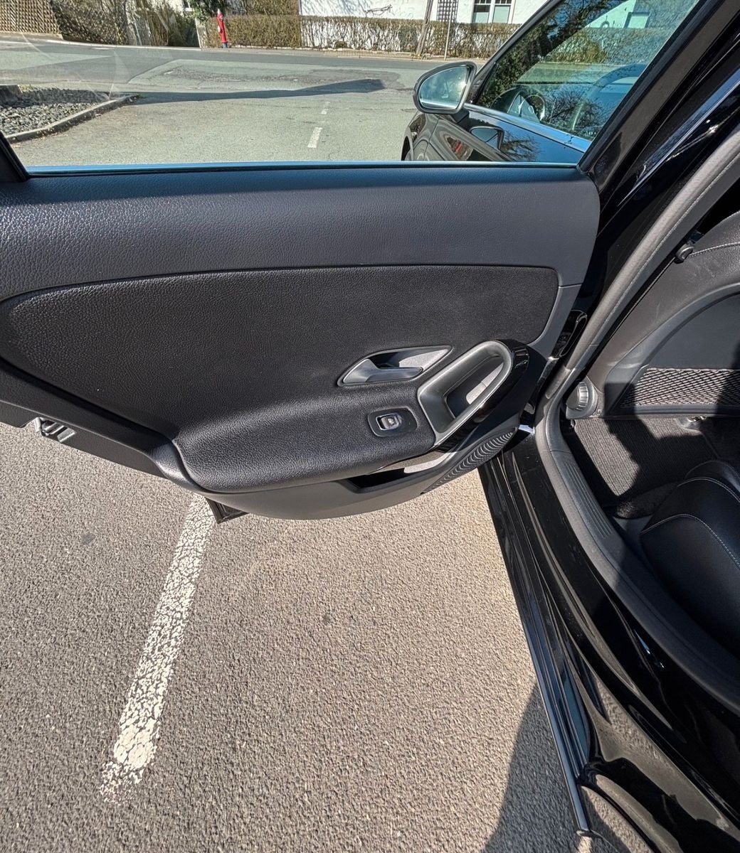 Mercedes-Benz A 200 foto 18