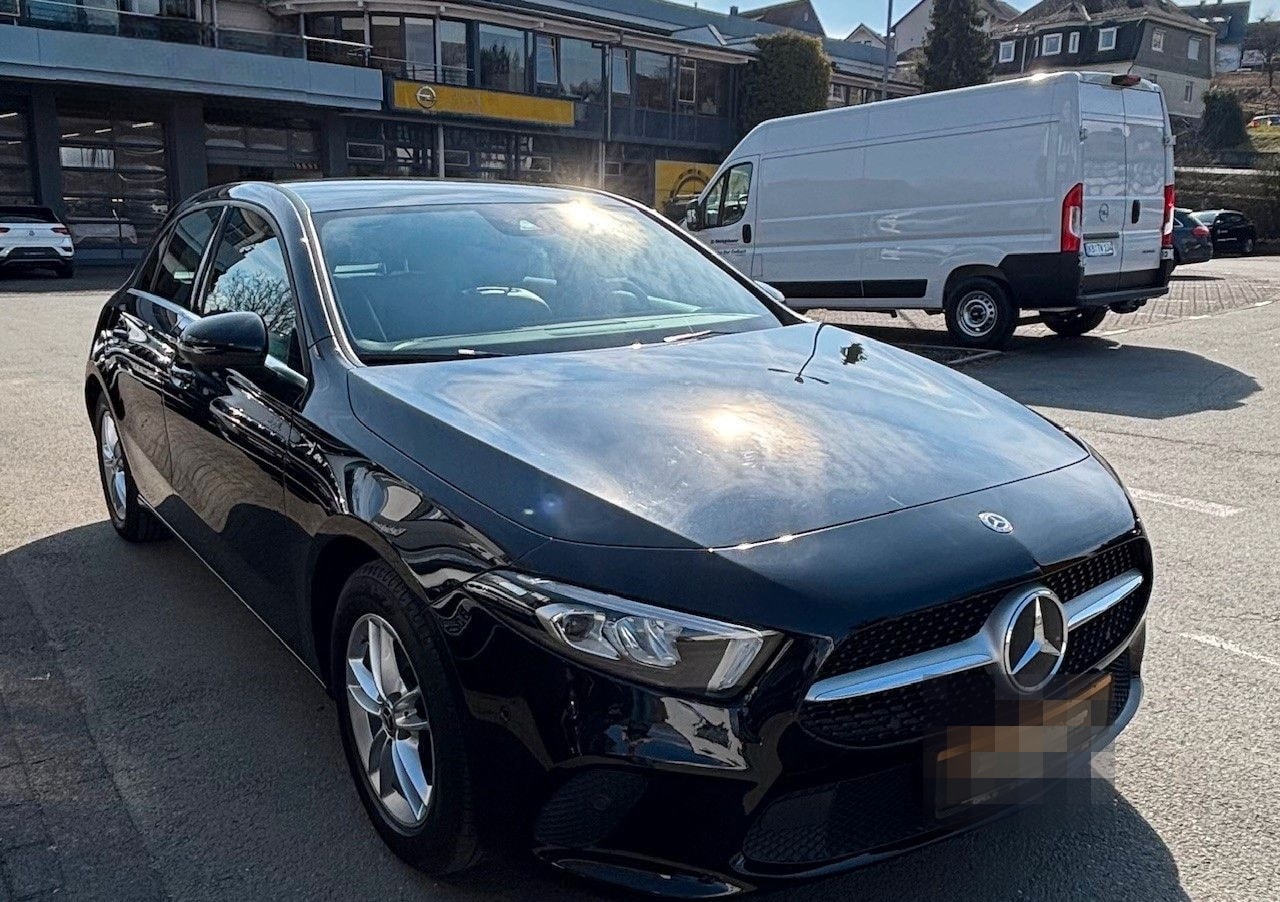 Mercedes-Benz A 200 foto 7