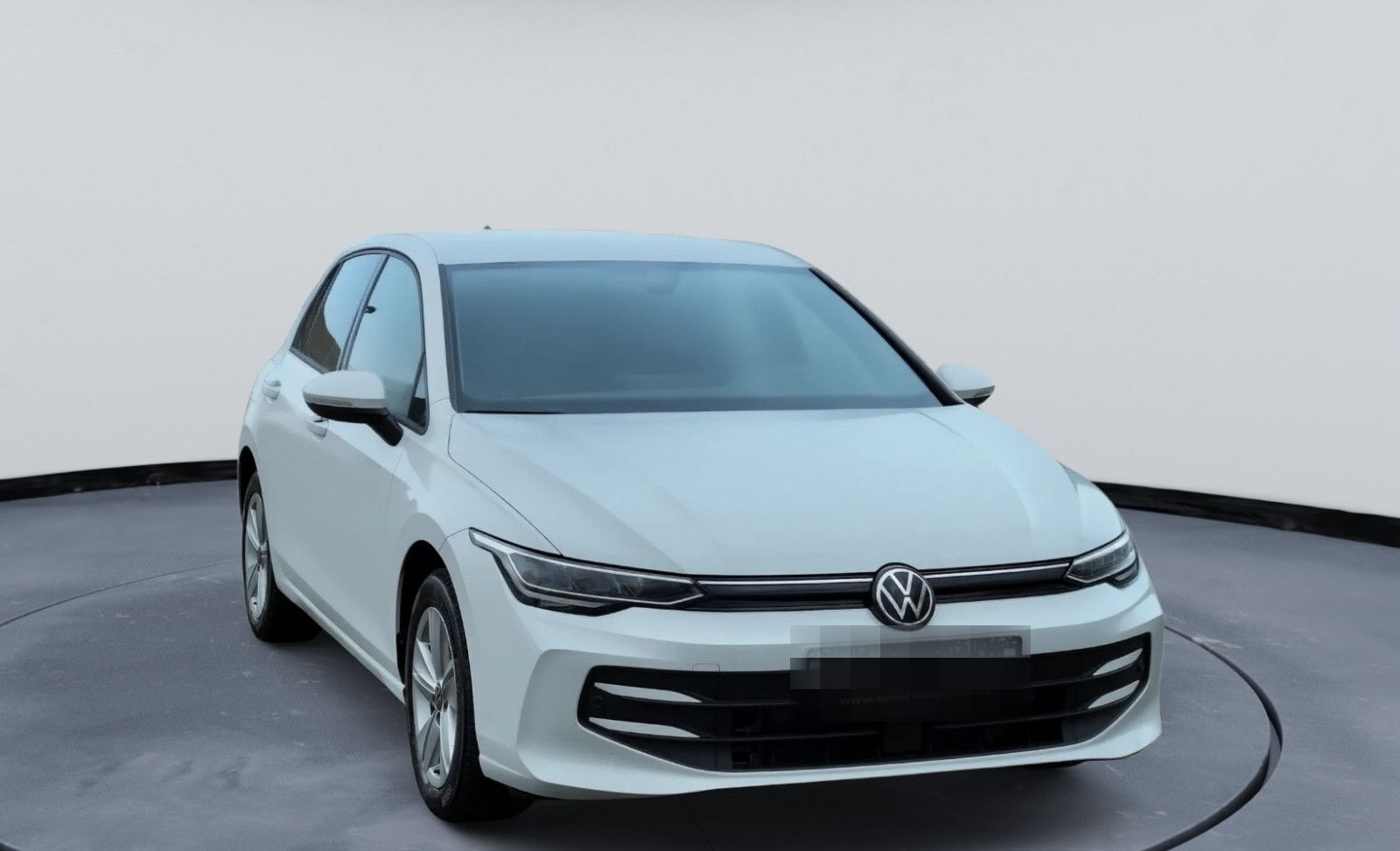 Volkswagen Golf VIII Lim. Life 1.5 TSI - NAVI - PDC- LED- foto 8