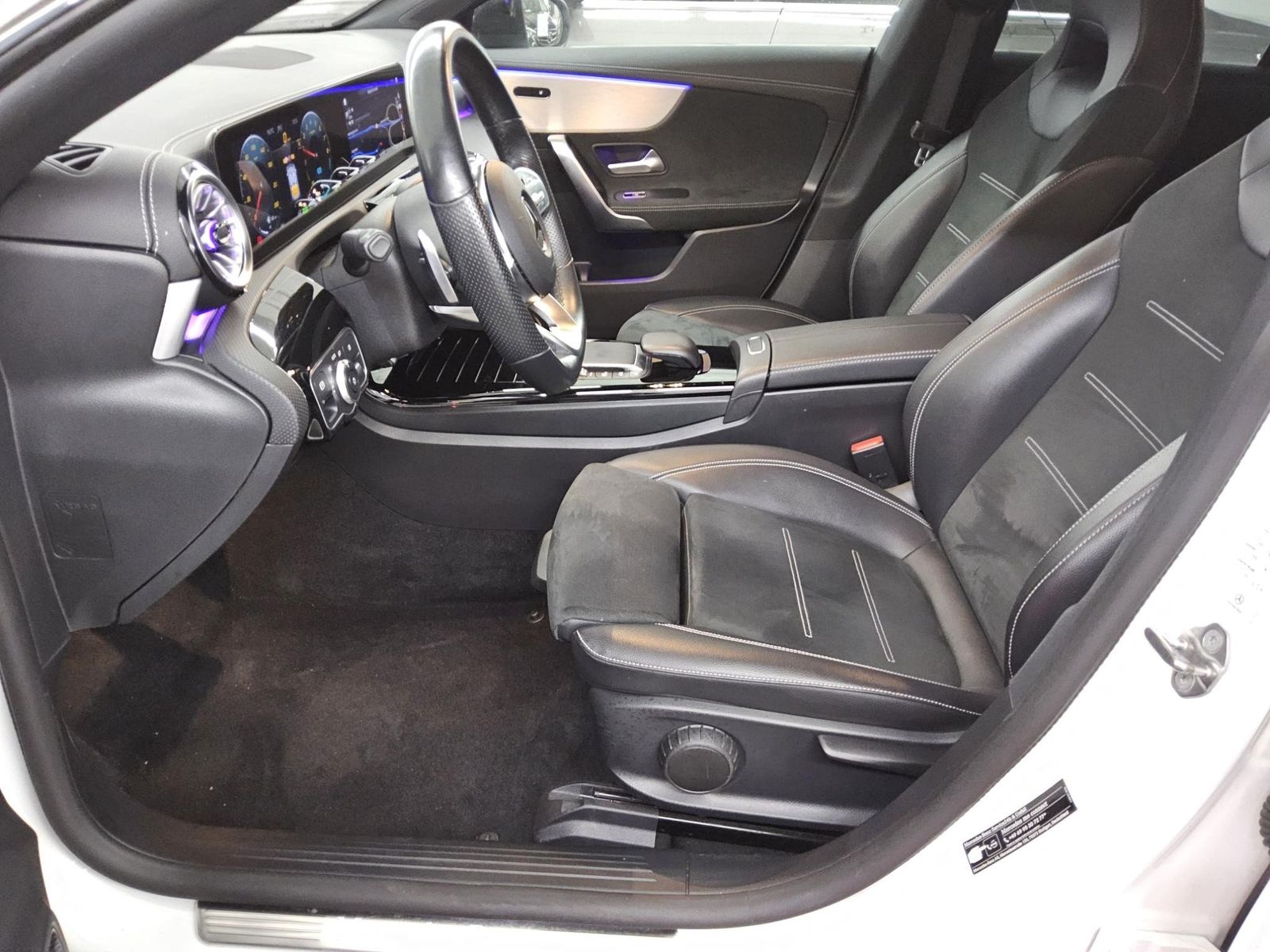 Mercedes-Benz CLA 250 Shooting Brake e Night Navi MB-LED Sound foto 9