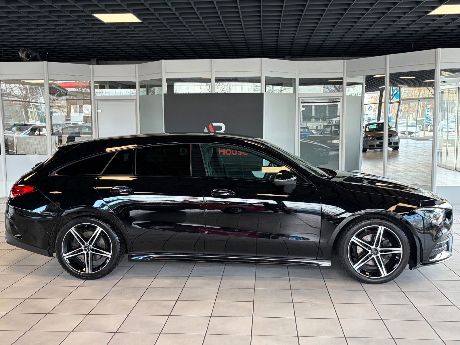 Mercedes-Benz CLA 180 SB Edition · AMG Line · Multibeam·Kamera foto 2