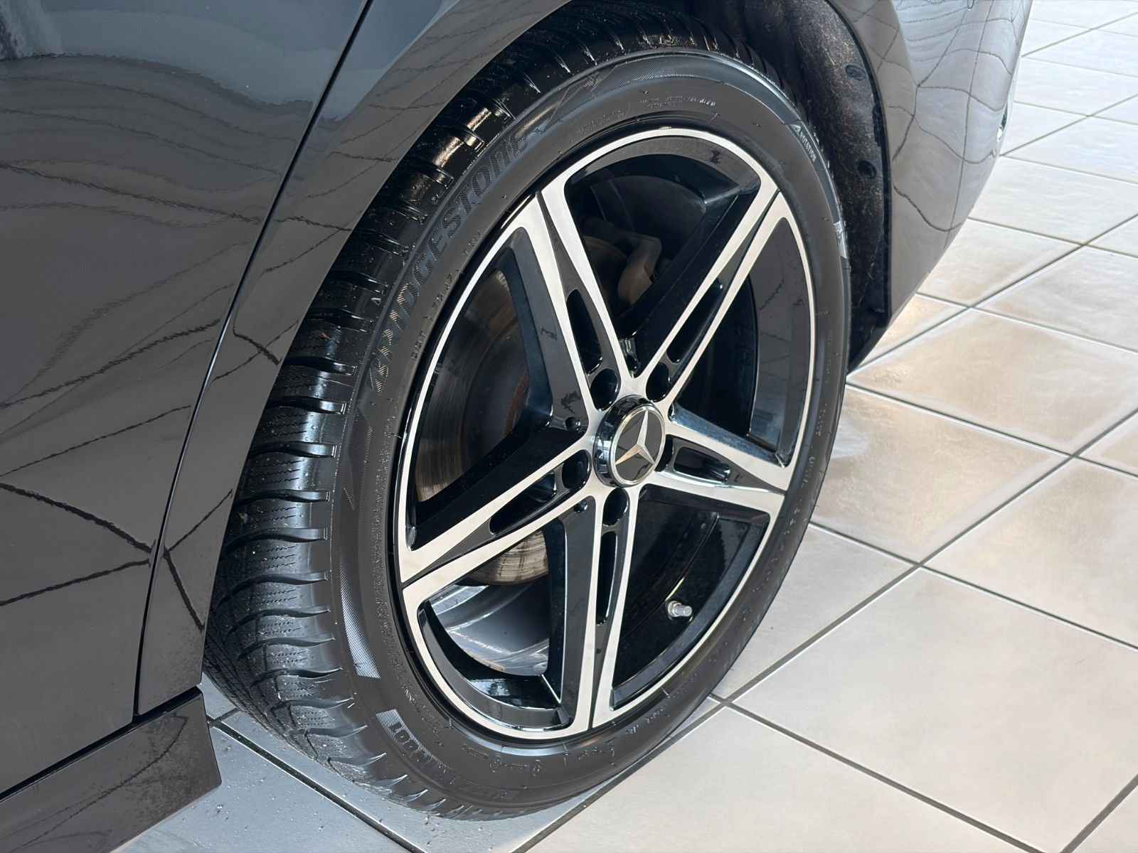 Mercedes-Benz CLA 180 SB Edition · AMG Line · Multibeam·Kamera foto 11