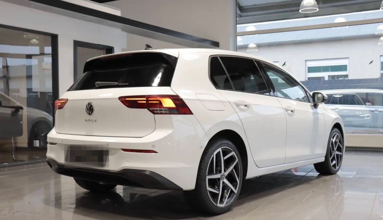 Volkswagen Golf VIII Lim. Life foto 2