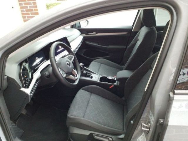 Volkswagen Golf VIII 2.0 TDI Life Navi ACC DAB+ LED FrontAs foto 3