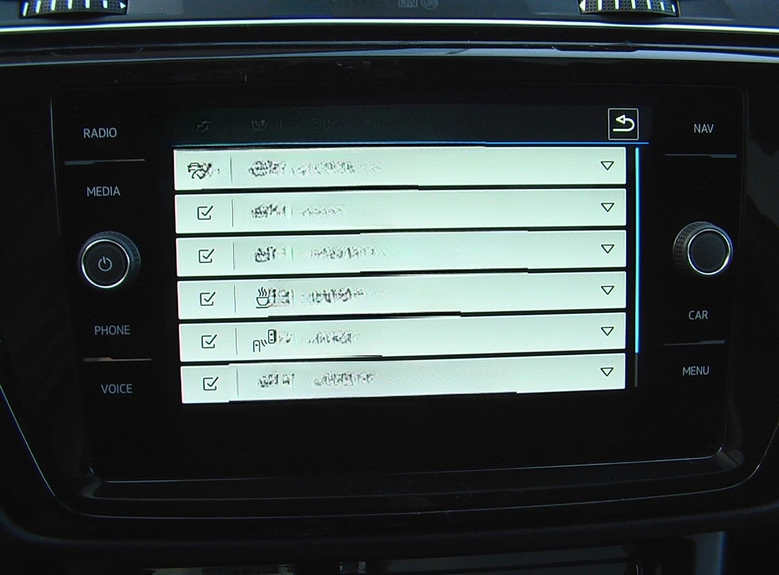 Volkswagen Touran Highline R-Line PANO*AHK*ERGO*FAMILY*7-SI foto 20