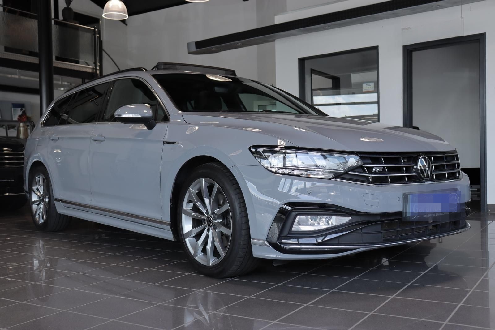 Volkswagen Passat Variant 2.0 TDI Business*R-LINE*PANO*AHK* foto 2