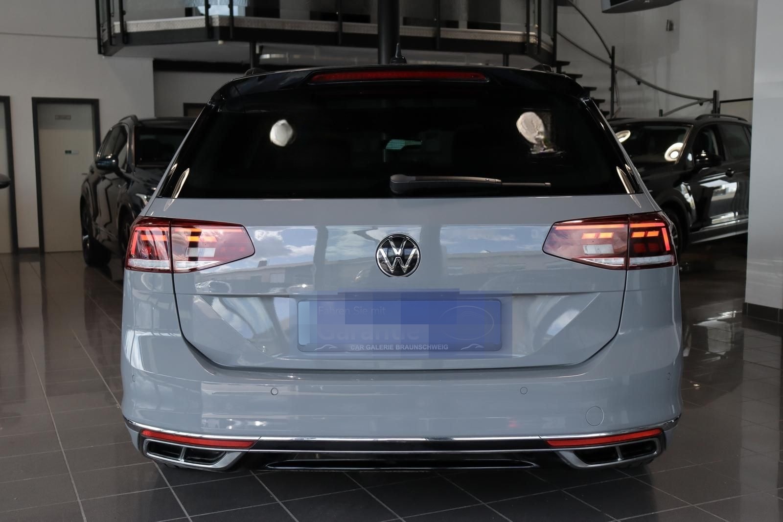 Volkswagen Passat Variant 2.0 TDI Business*R-LINE*PANO*AHK* foto 7