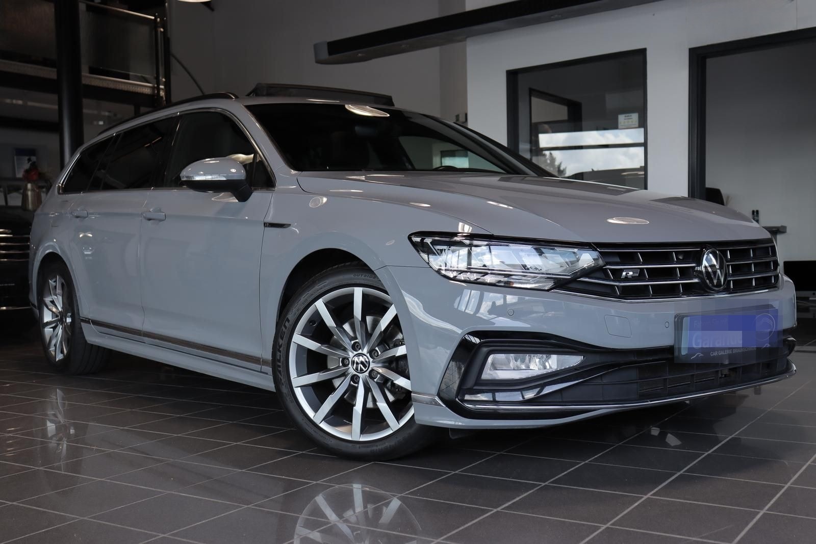 Volkswagen Passat Variant 2.0 TDI Business*R-LINE*PANO*AHK* foto 8