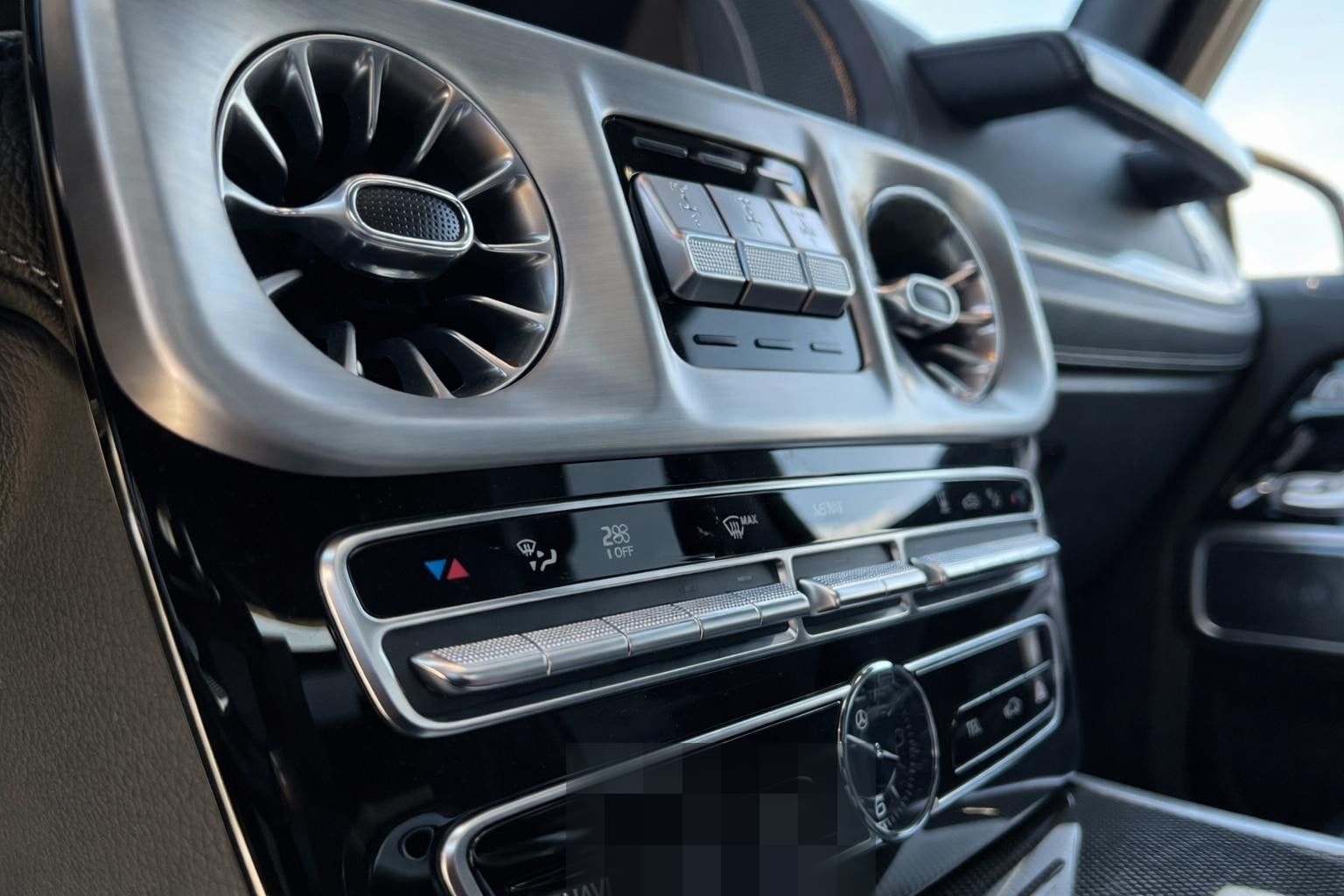 Mercedes-Benz G 500 V8 AMG Night CARBON+MASSAGE+TOTW.+DISTRO. foto 10