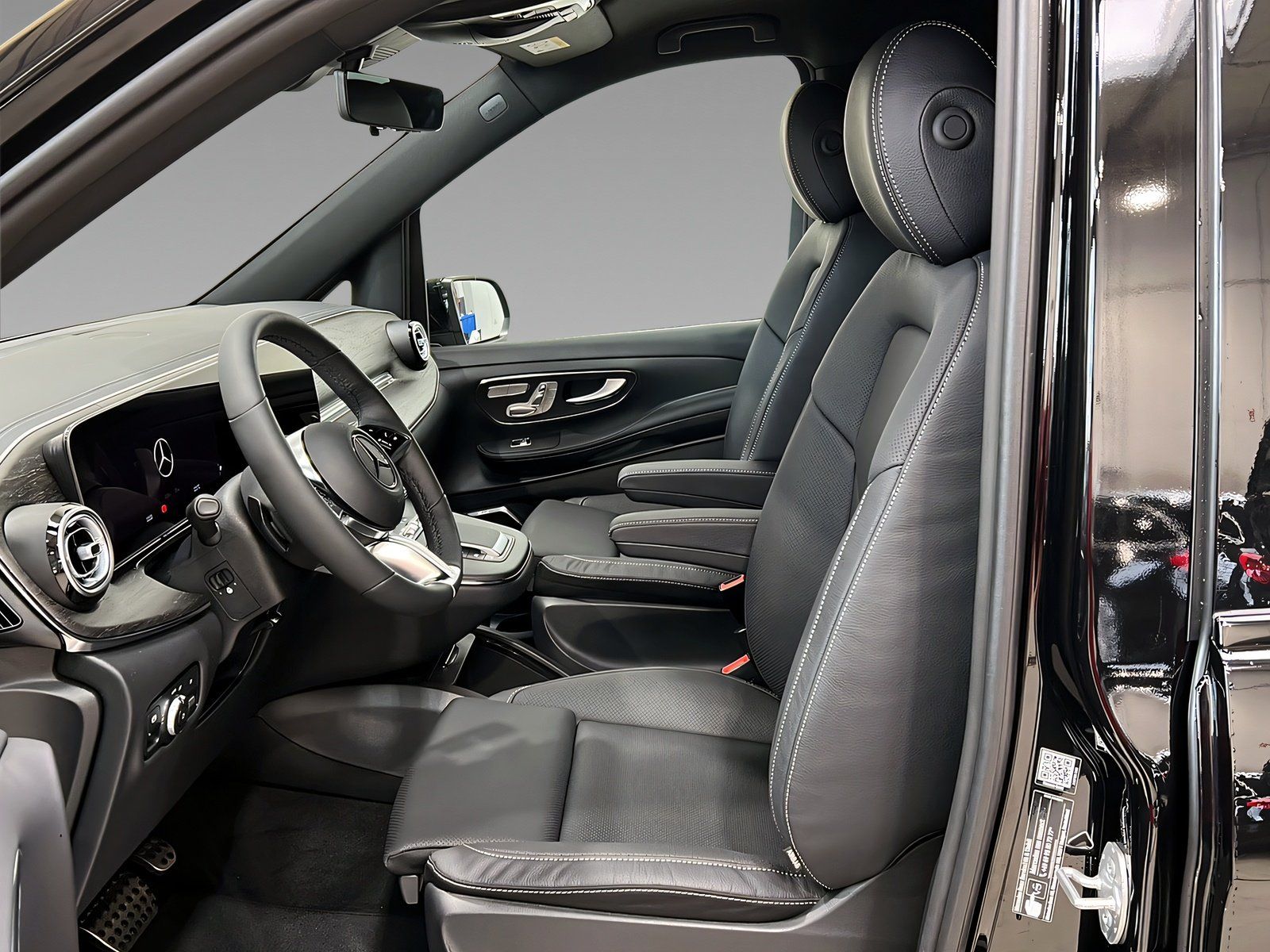 Mercedes-Benz V 300 d extralang AVANTGARDE+AMG+DISTR+Burmester foto 8