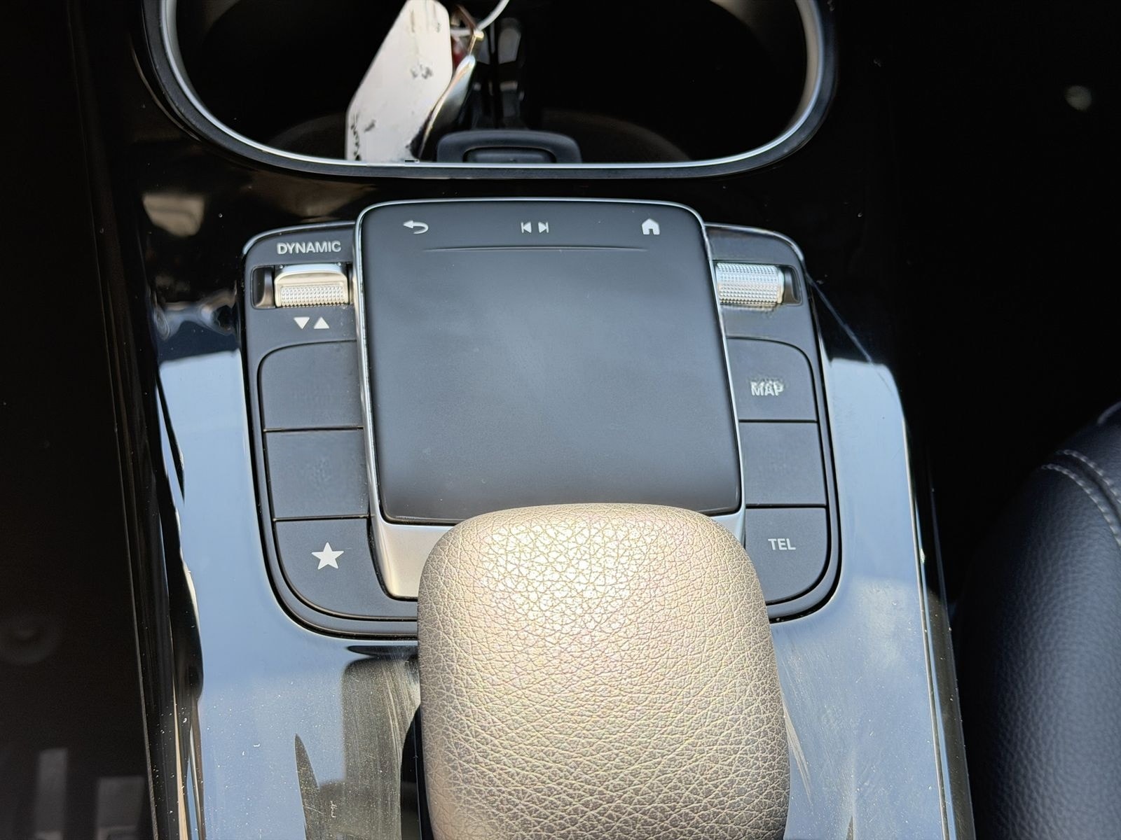 Mercedes-Benz A 250 e 8G-DCT Style PDC*CARPLAY*SPURHALTEASS foto 25