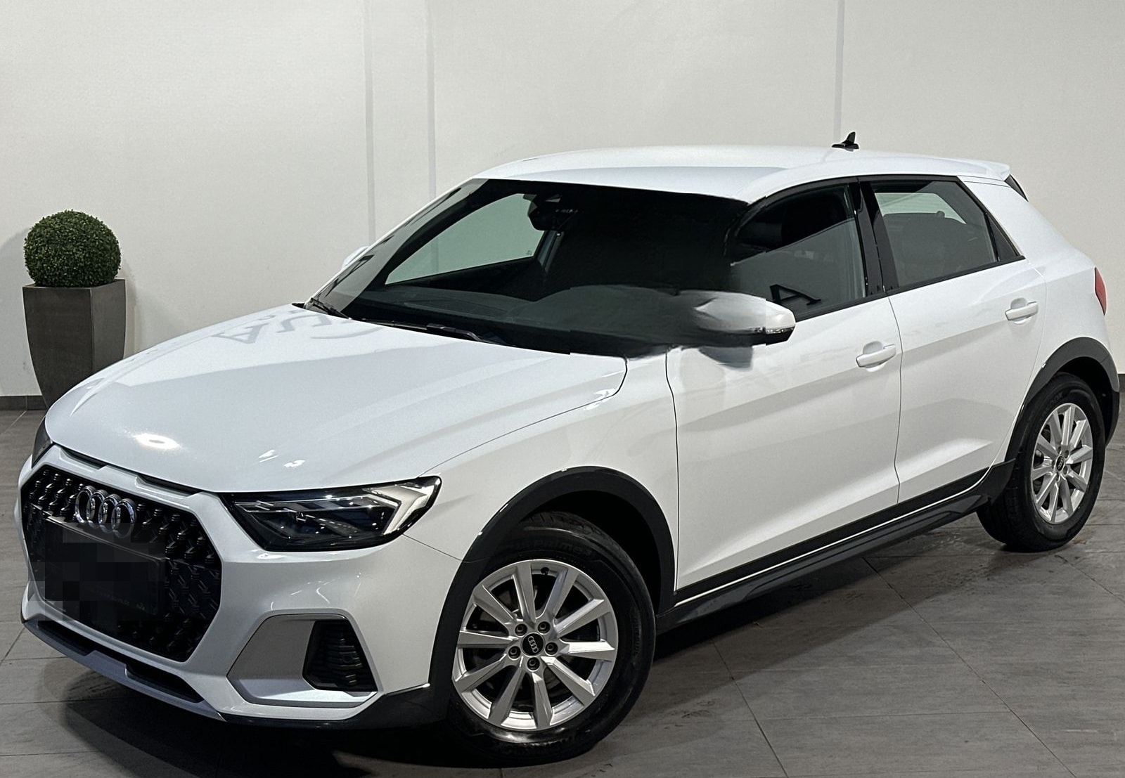 Audi A1 30 TFSI City Carver S-Line NAV+LED+V-COCKPIT foto 2