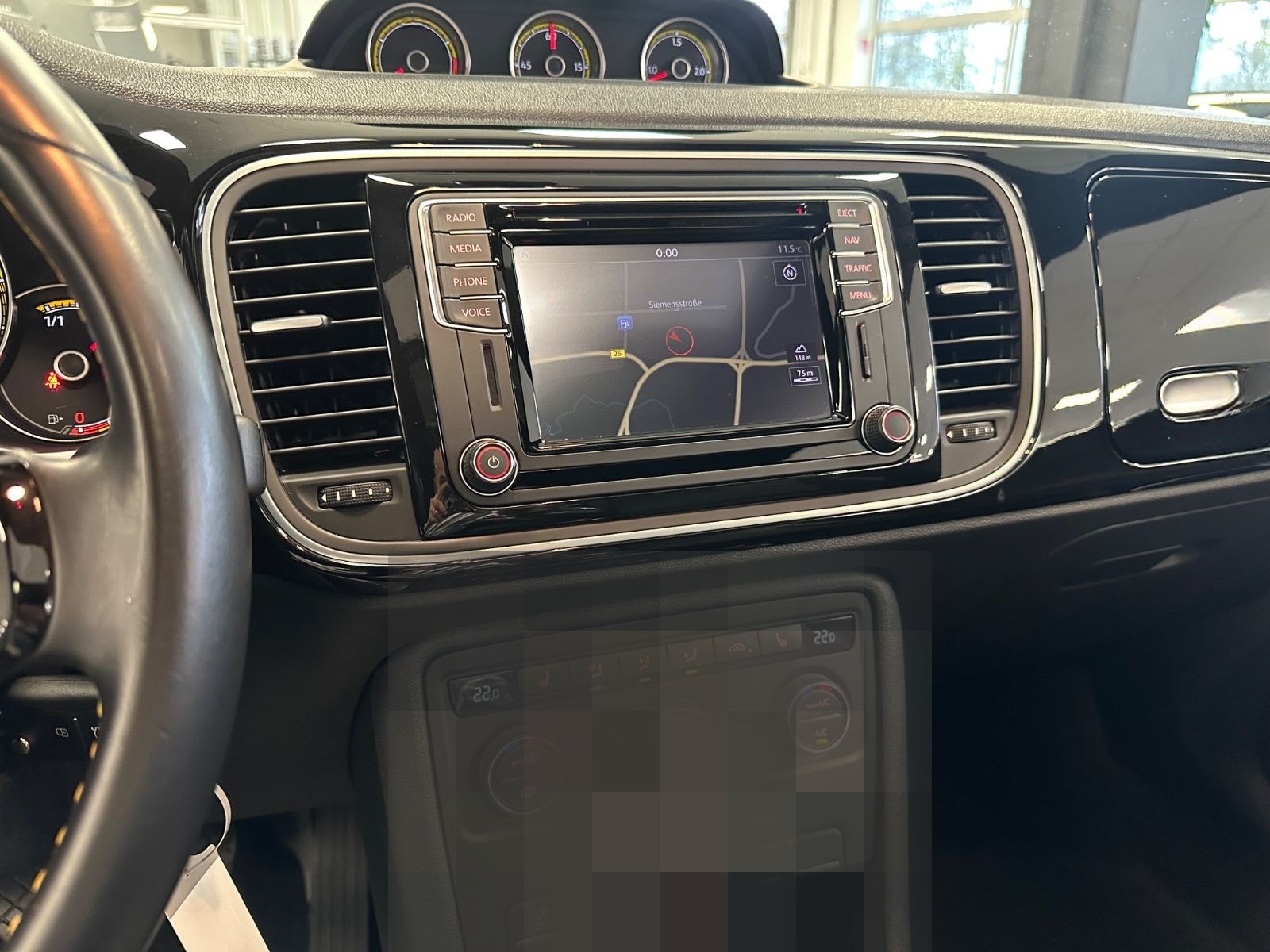 Volkswagen Beetle 2.0 Dune|Fender|Pano|Bi-Xenon|Service neu foto 24