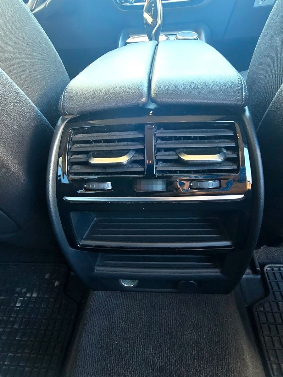 BMW 520 X-drive Touring 520 d xDrive foto 24