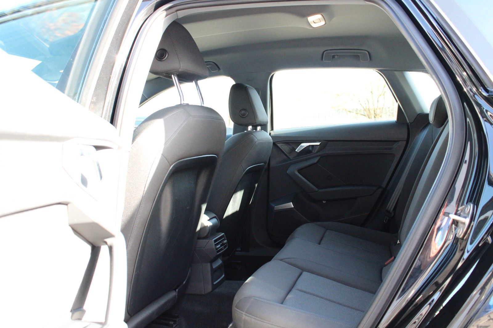 Audi A3 Sportback 35 TDI basis foto 19