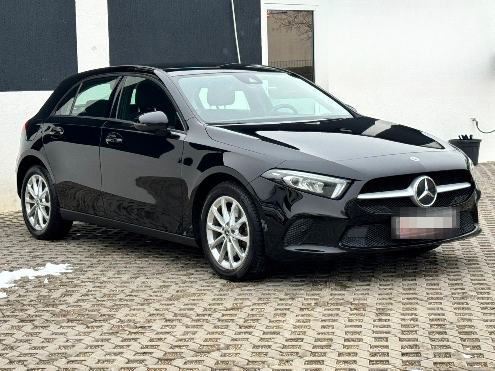 Mercedes-Benz A 250 e foto 19