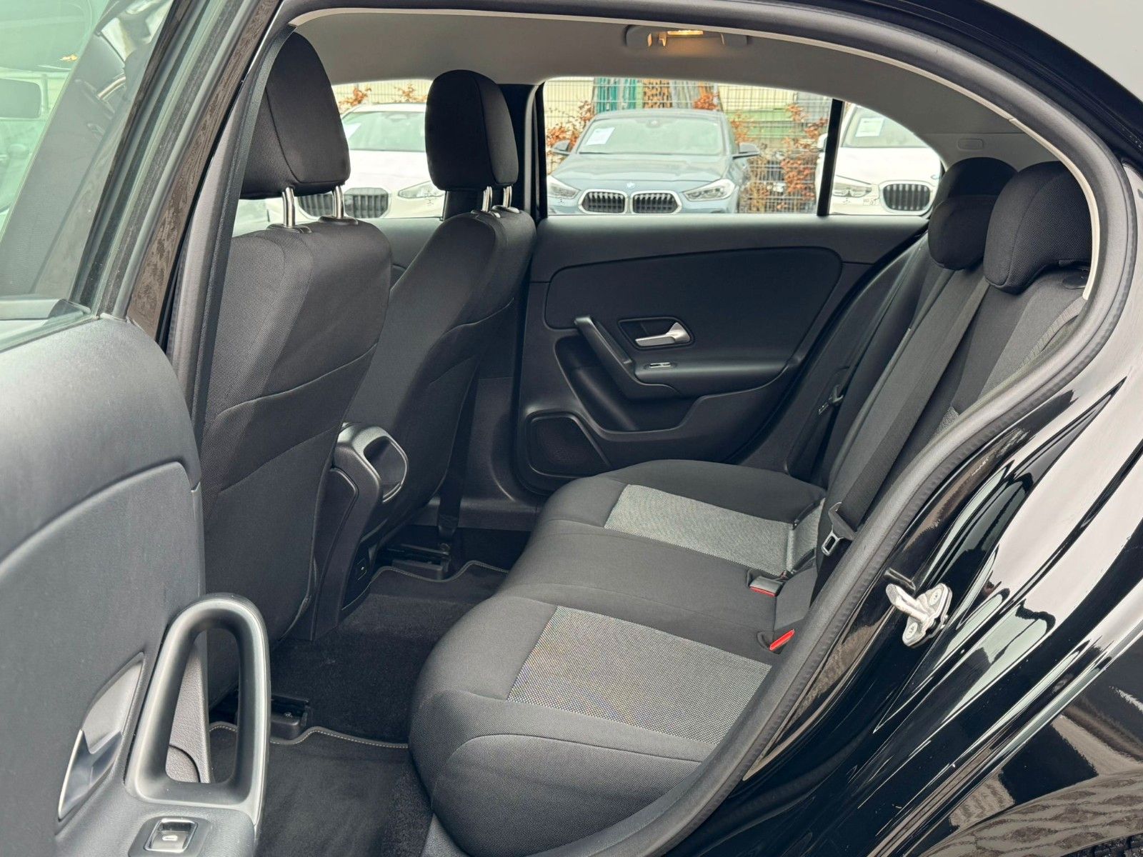 Mercedes-Benz A 250 e foto 22