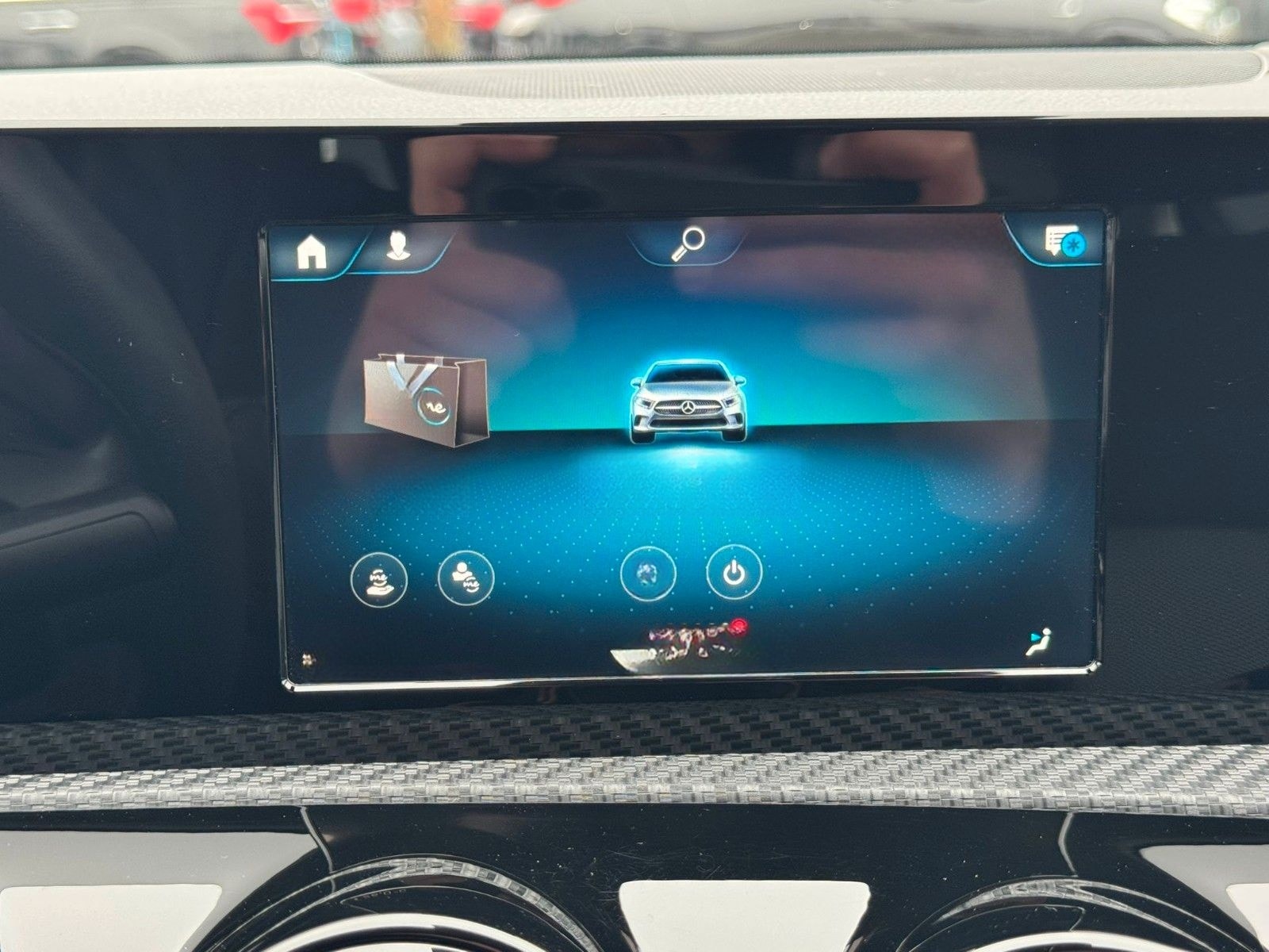 Mercedes-Benz A 250 e foto 25