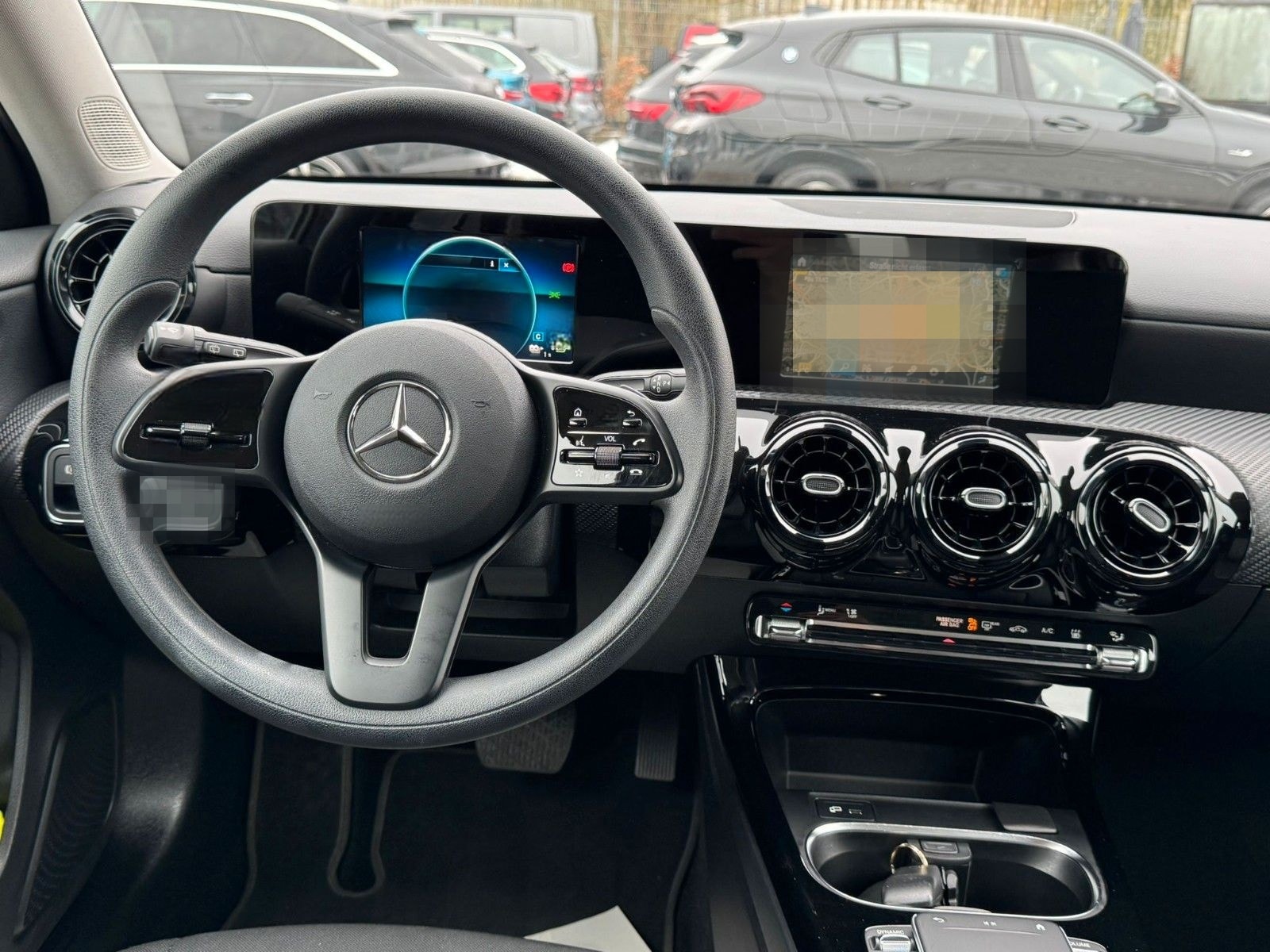 Mercedes-Benz A 250 e foto 9