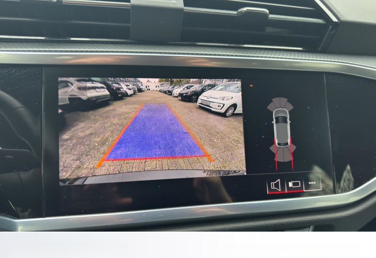 Audi Q3 Sportback 45 TFSI e S line DSG AHK  Navi Soun foto 19