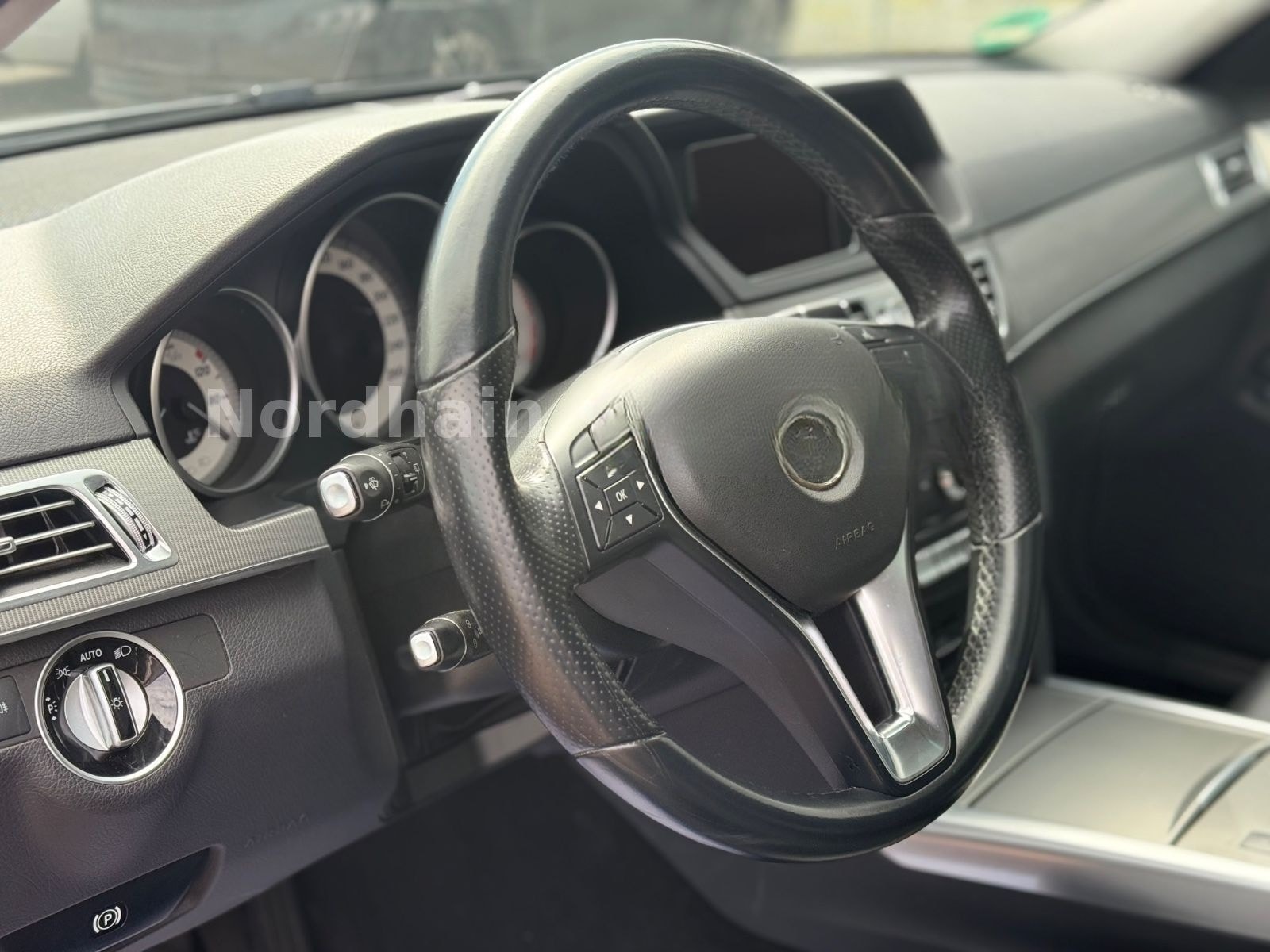 Mercedes-Benz E -Klasse 250 T-Modell*NAVI*ACC*SHZ*LED*360°-K foto 13